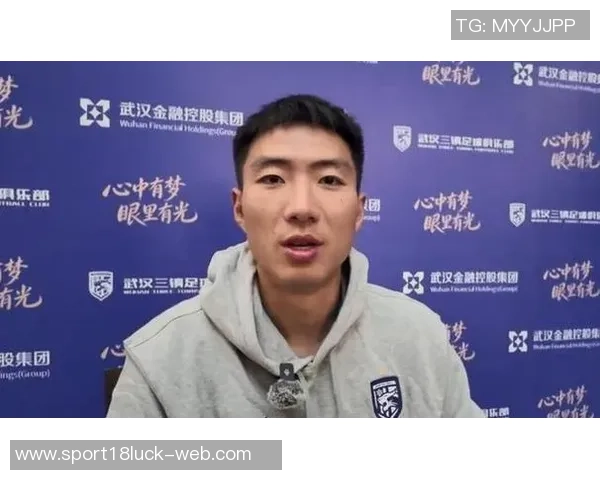 方镜淇热情欢迎方天画戟加盟武汉三镇共同开启新篇章 方镜淇热情欢迎方天画戟加盟武汉三镇共同开启新篇章