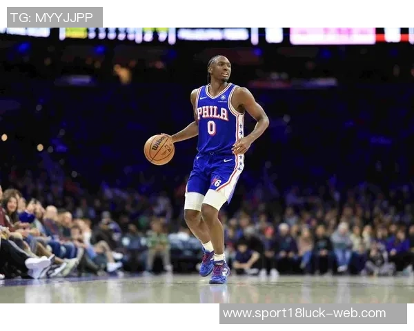 马克西生涯之夜狂砍54分创个人新高助球队大胜展现全能表现 马克西生涯之夜狂砍54分创个人新高助球队大胜展现全能表现